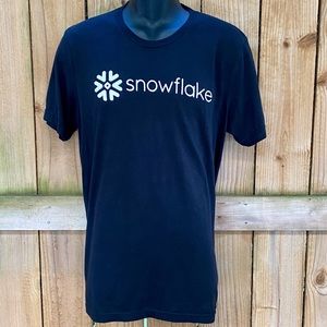 Snowflake Unisex Black Tee EUC